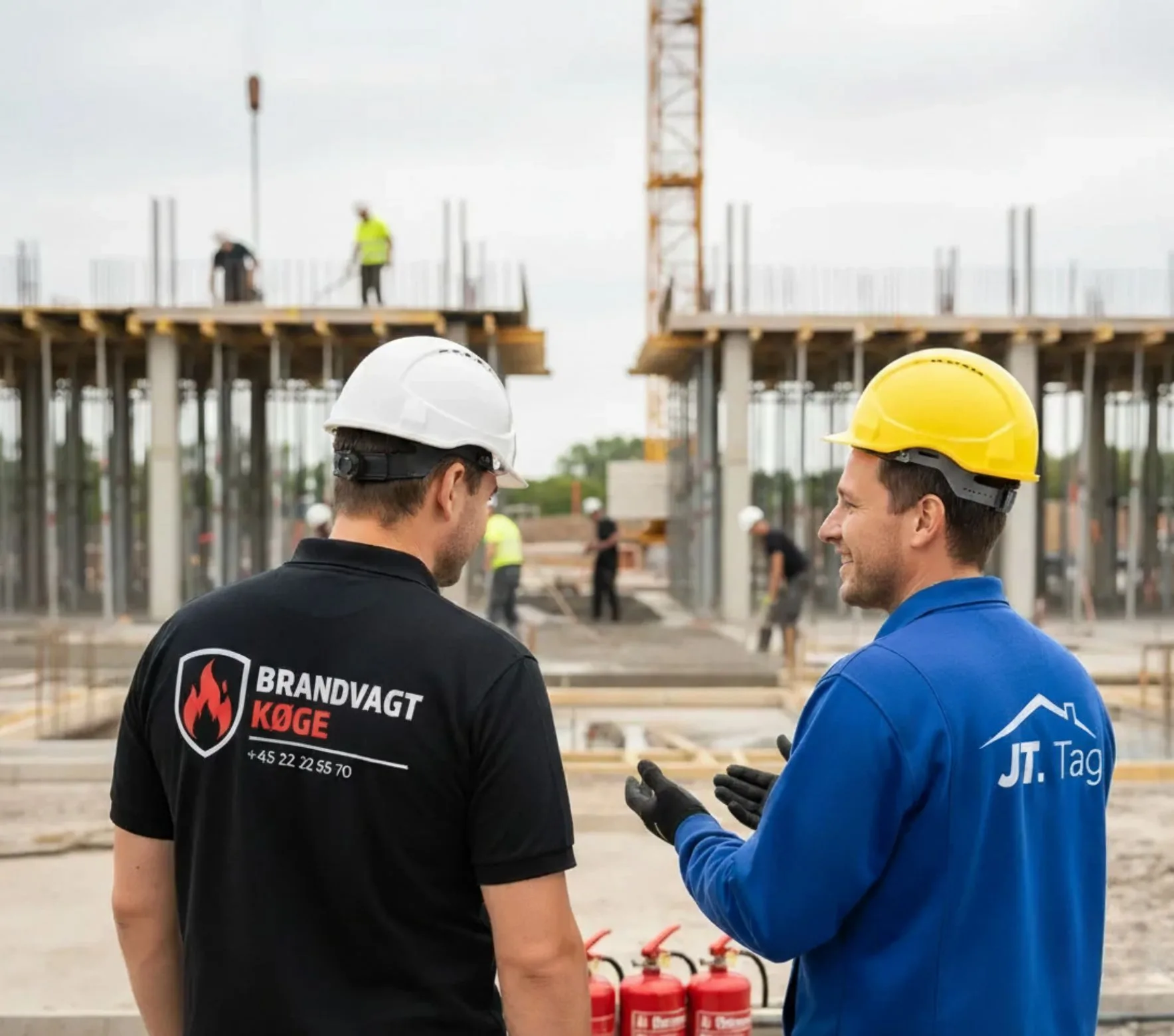 brandvagt køge og tagdækker i samarbejde på dansk byggeplads med fokus på varmt arbejde og brandsikkerhed